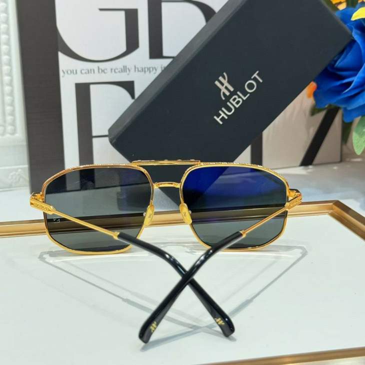 Picture of Hublot Sunglasses _SKUfw71164351fw